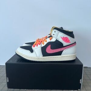 Air Jordan 1 Mid SE Edge ‘Flight Club’ Womens